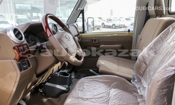 Buy Import Toyota Land Cruiser Beige Car in Import - Dubai in Akmecet Buy Import Toyota Land Cruiser Beige Car in Import - Dubai in Akmecet