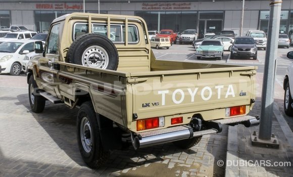 Buy Import Toyota Land Cruiser Beige Car in Import - Dubai in Akmecet Buy Import Toyota Land Cruiser Beige Car in Import - Dubai in Akmecet