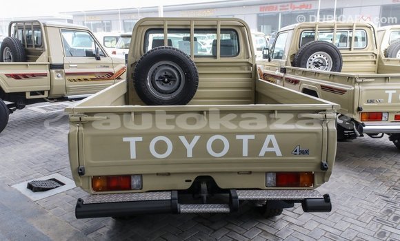 Buy Import Toyota Land Cruiser Beige Car in Import - Dubai in Akmecet Buy Import Toyota Land Cruiser Beige Car in Import - Dubai in Akmecet