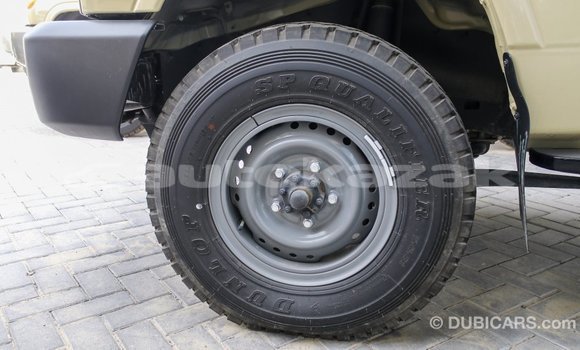 Buy Import Toyota Land Cruiser Beige Car in Import - Dubai in Akmecet Buy Import Toyota Land Cruiser Beige Car in Import - Dubai in Akmecet