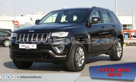 Buy Import Jeep Grand Cherokee Black Car in Import - Dubai in Akmecet