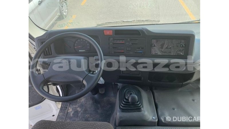 Big with watermark toyota coaster akmecet import dubai 2982