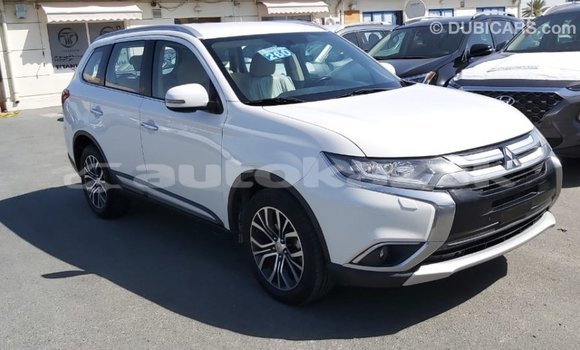 Buy Import Mitsubishi Outlander White Car in Import - Dubai in Akmecet Buy Import Mitsubishi Outlander White Car in Import - Dubai in Akmecet