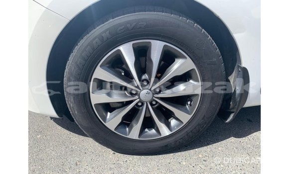 Buy Import Kia Carnival White Car in Import - Dubai in Akmecet Buy Import Kia Carnival White Car in Import - Dubai in Akmecet