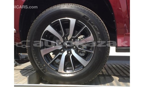 Buy Import Mitsubishi Montero Other Car in Import - Dubai in Akmecet