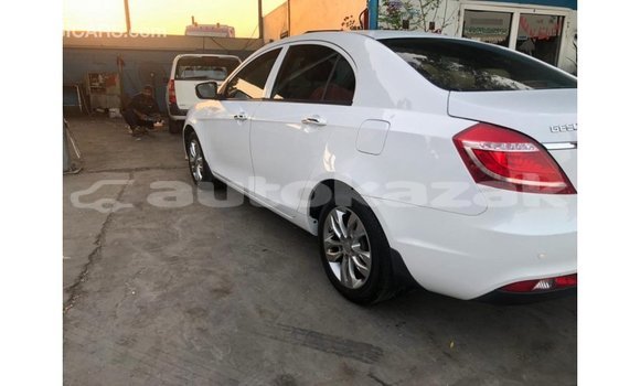 Buy Import Geely Emgrand 7 White Car in Import - Dubai in Akmecet Buy Import Geely Emgrand 7 White Car in Import - Dubai in Akmecet