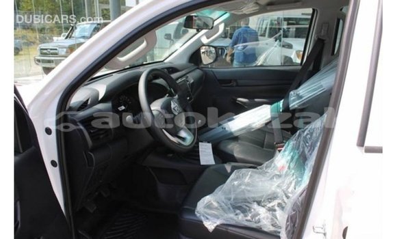 Buy Import Toyota Hilux White Car in Import - Dubai in Akmecet Buy Import Toyota Hilux White Car in Import - Dubai in Akmecet