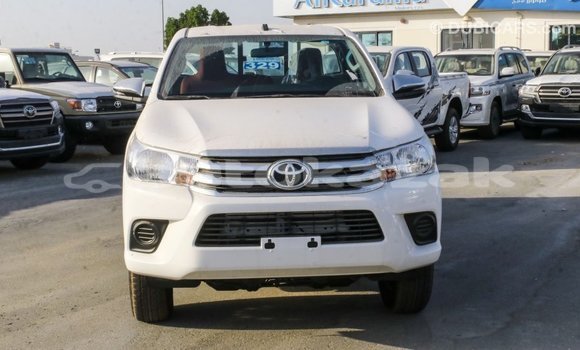 Buy Import Toyota Hilux White Car in Import - Dubai in Akmecet Buy Import Toyota Hilux White Car in Import - Dubai in Akmecet