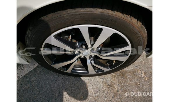 Buy Import Nissan Maxima White Car in Import - Dubai in Akmecet Buy Import Nissan Maxima White Car in Import - Dubai in Akmecet