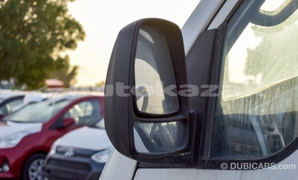 Buy Import Kia Carens White Car in Import - Dubai in Akmecet Buy Import Kia Carens White Car in Import - Dubai in Akmecet