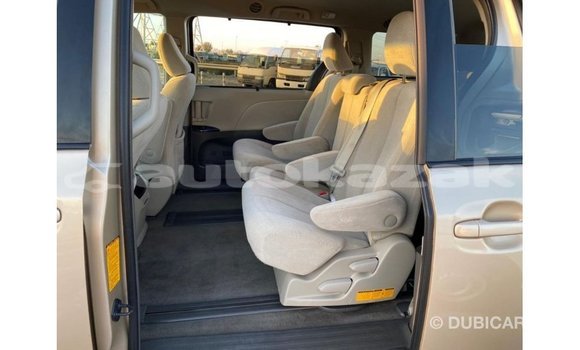 Buy Import Toyota Sienna Other Car in Import - Dubai in Akmecet Buy Import Toyota Sienna Other Car in Import - Dubai in Akmecet