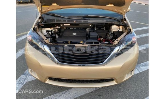 Buy Import Toyota Sienna Other Car in Import - Dubai in Akmecet Buy Import Toyota Sienna Other Car in Import - Dubai in Akmecet