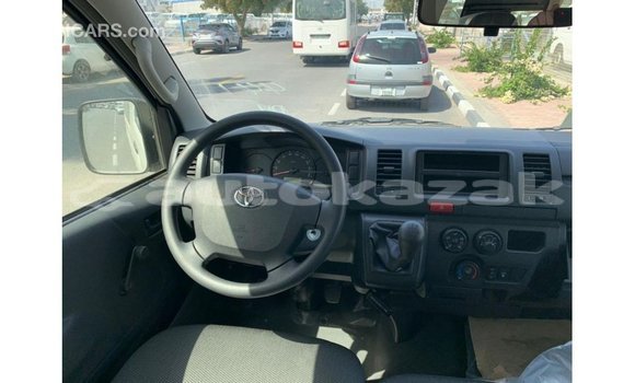 Buy Import Toyota Hiace White Car in Import - Dubai in Akmecet Buy Import Toyota Hiace White Car in Import - Dubai in Akmecet