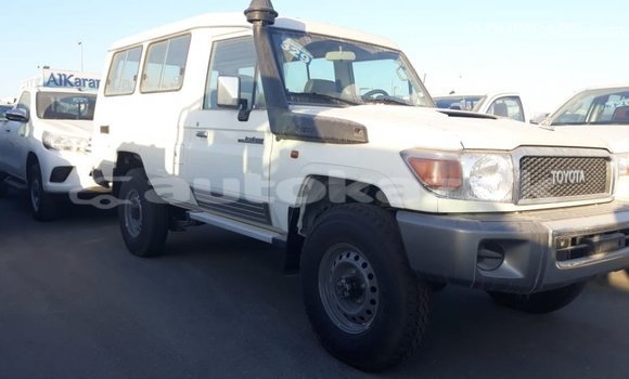 Buy Import Toyota Land Cruiser White Car in Import - Dubai in Akmecet Buy Import Toyota Land Cruiser White Car in Import - Dubai in Akmecet