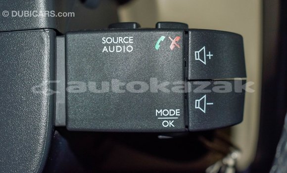 Buy Import Renault Duster White Car in Import - Dubai in Akmecet Buy Import Renault Duster White Car in Import - Dubai in Akmecet