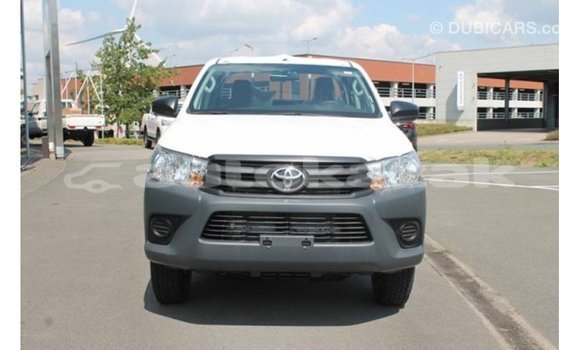 Buy Import Toyota Hilux White Car in Import - Dubai in Akmecet Buy Import Toyota Hilux White Car in Import - Dubai in Akmecet