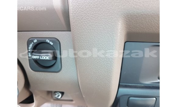 Buy Import Toyota Land Cruiser Beige Car in Import - Dubai in Akmecet Buy Import Toyota Land Cruiser Beige Car in Import - Dubai in Akmecet