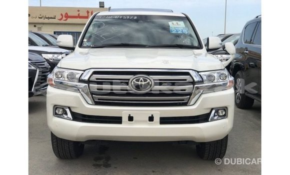 Buy Import Toyota Land Cruiser White Car in Import - Dubai in Akmecet Buy Import Toyota Land Cruiser White Car in Import - Dubai in Akmecet