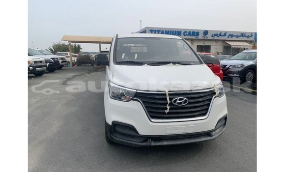 Buy Import Hyundai Cargo White Car in Import - Dubai in Akmecet Buy Import Hyundai Cargo White Car in Import - Dubai in Akmecet