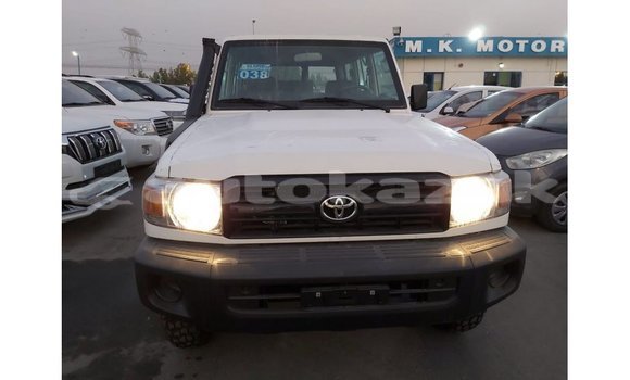 Buy Import Toyota Land Cruiser White Car in Import - Dubai in Akmecet Buy Import Toyota Land Cruiser White Car in Import - Dubai in Akmecet