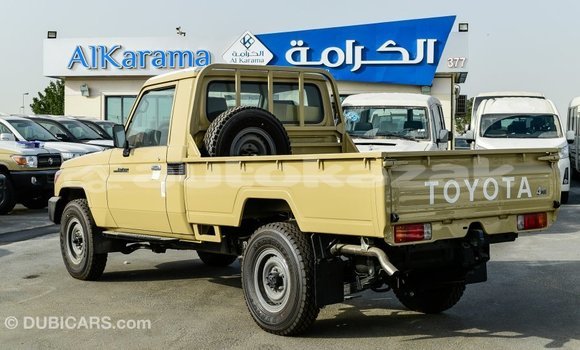 Buy Import Toyota Land Cruiser Beige Car in Import - Dubai in Akmecet Buy Import Toyota Land Cruiser Beige Car in Import - Dubai in Akmecet