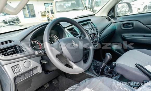 Buy Import Mitsubishi L200 White Car in Import - Dubai in Akmecet Buy Import Mitsubishi L200 White Car in Import - Dubai in Akmecet