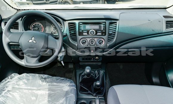 Buy Import Mitsubishi L200 White Car in Import - Dubai in Akmecet Buy Import Mitsubishi L200 White Car in Import - Dubai in Akmecet