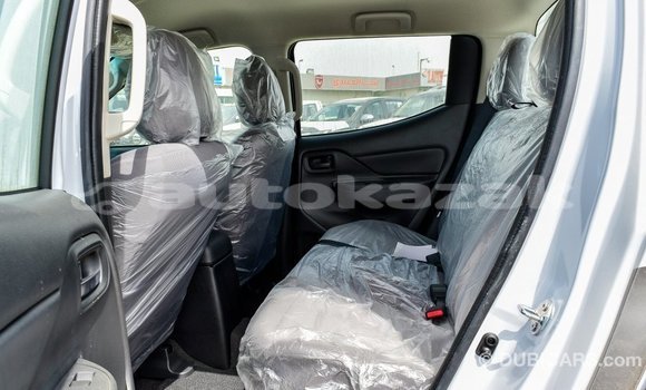 Buy Import Mitsubishi L200 White Car in Import - Dubai in Akmecet Buy Import Mitsubishi L200 White Car in Import - Dubai in Akmecet