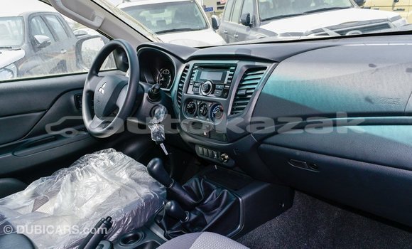 Buy Import Mitsubishi L200 White Car in Import - Dubai in Akmecet Buy Import Mitsubishi L200 White Car in Import - Dubai in Akmecet