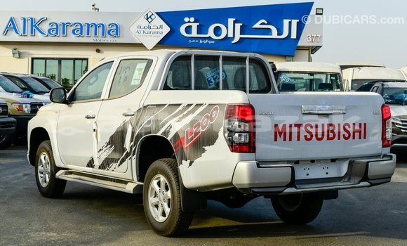 Buy Import Mitsubishi L200 White Car in Import - Dubai in Akmecet Buy Import Mitsubishi L200 White Car in Import - Dubai in Akmecet