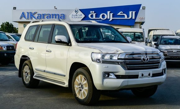 Buy Import Toyota Land Cruiser White Car in Import - Dubai in Akmecet Buy Import Toyota Land Cruiser White Car in Import - Dubai in Akmecet