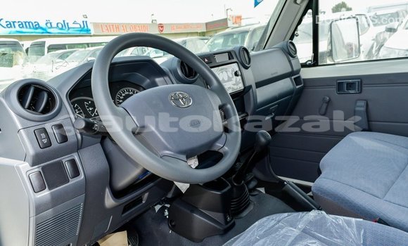 Buy Import Toyota Land Cruiser White Car in Import - Dubai in Akmecet Buy Import Toyota Land Cruiser White Car in Import - Dubai in Akmecet
