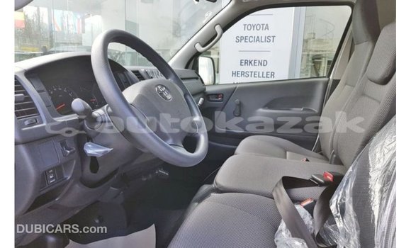 Buy Import Toyota Hiace White Car in Import - Dubai in Akmecet Buy Import Toyota Hiace White Car in Import - Dubai in Akmecet
