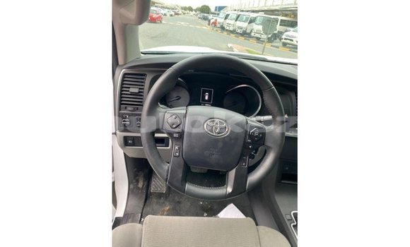 Buy Import Toyota Sequoia White Car in Import - Dubai in Akmecet Buy Import Toyota Sequoia White Car in Import - Dubai in Akmecet