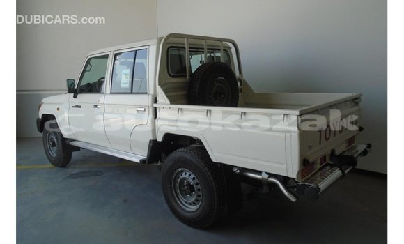 Buy Import Toyota Land Cruiser White Car in Import - Dubai in Akmecet Buy Import Toyota Land Cruiser White Car in Import - Dubai in Akmecet