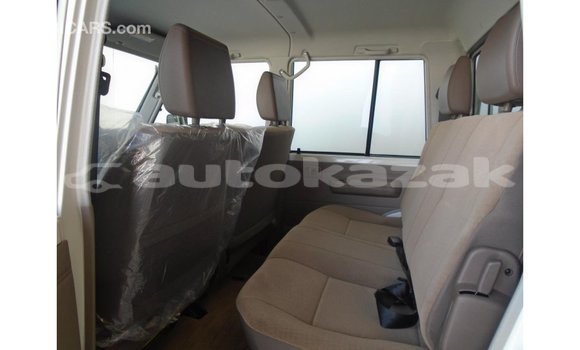 Buy Import Toyota Land Cruiser White Car in Import - Dubai in Akmecet Buy Import Toyota Land Cruiser White Car in Import - Dubai in Akmecet