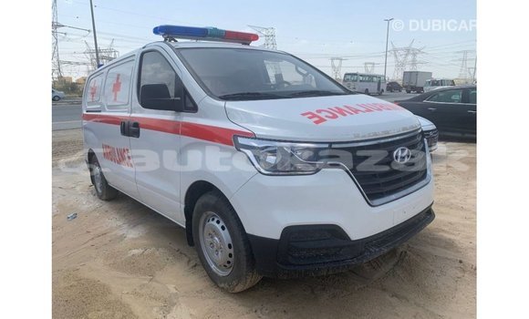 Buy Import Hyundai Accent White Car in Import - Dubai in Akmecet Buy Import Hyundai Accent White Car in Import - Dubai in Akmecet