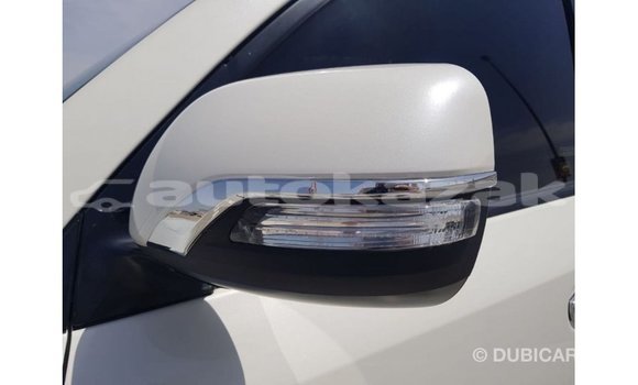 Buy Import Toyota Land Cruiser White Car in Import - Dubai in Akmecet Buy Import Toyota Land Cruiser White Car in Import - Dubai in Akmecet