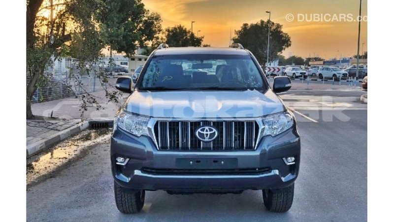 Big with watermark toyota prado akmecet import dubai 3170
