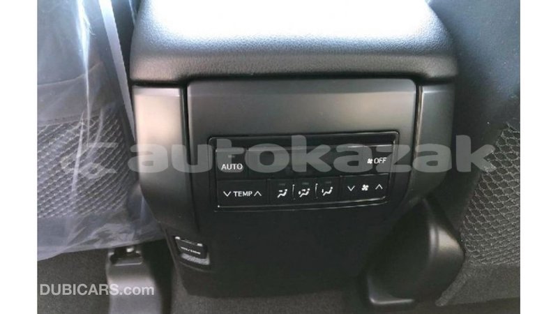 Big with watermark toyota prado akmecet import dubai 3170