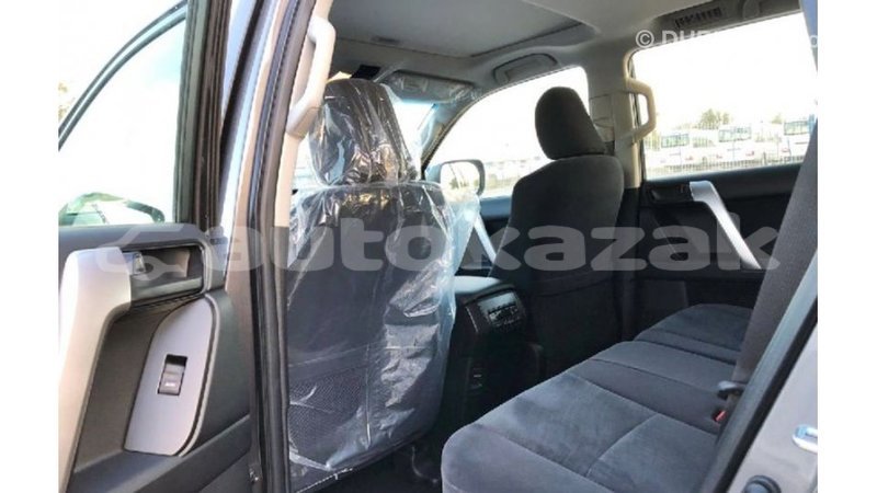 Big with watermark toyota prado akmecet import dubai 3170