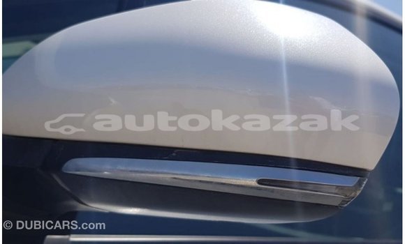 Buy Import Toyota Prius White Car in Import - Dubai in Akmecet Buy Import Toyota Prius White Car in Import - Dubai in Akmecet