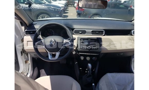 Buy Import Renault 19 White Car in Import - Dubai in Akmecet Buy Import Renault 19 White Car in Import - Dubai in Akmecet