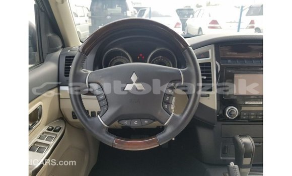 Buy Import Mitsubishi Pajero Red Car in Import - Dubai in Akmecet Buy Import Mitsubishi Pajero Red Car in Import - Dubai in Akmecet