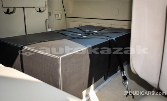 Buy Import Toyota Land Cruiser White Car in Import - Dubai in Akmecet Buy Import Toyota Land Cruiser White Car in Import - Dubai in Akmecet