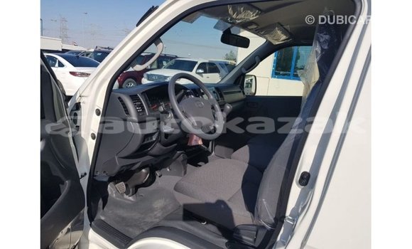 Buy Import Toyota Hiace White Car in Import - Dubai in Akmecet Buy Import Toyota Hiace White Car in Import - Dubai in Akmecet