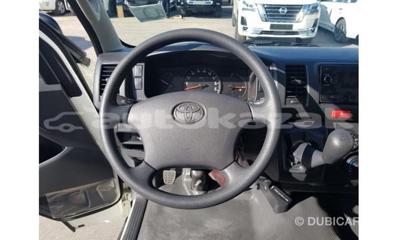Buy Import Toyota Hiace White Car in Import - Dubai in Akmecet Buy Import Toyota Hiace White Car in Import - Dubai in Akmecet