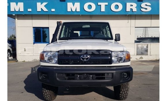 Buy Import Toyota Land Cruiser White Car in Import - Dubai in Akmecet Buy Import Toyota Land Cruiser White Car in Import - Dubai in Akmecet
