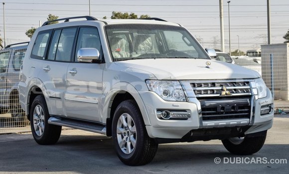 Buy Import Mitsubishi Pajero White Car in Import - Dubai in Akmecet Buy Import Mitsubishi Pajero White Car in Import - Dubai in Akmecet