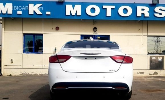 Buy Import Chrysler 200 White Car in Import - Dubai in Akmecet Buy Import Chrysler 200 White Car in Import - Dubai in Akmecet